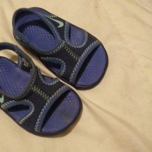 Nike soft sandals